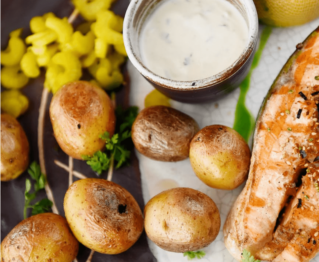 مرغ کاپرز با سیب زمینی له شده